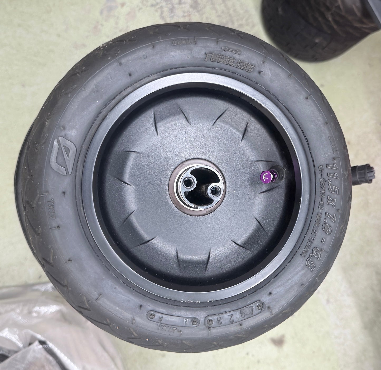 Onewheel GT S-Series Motor w/Performance Treaded Tire 6.5" HUB (USED)