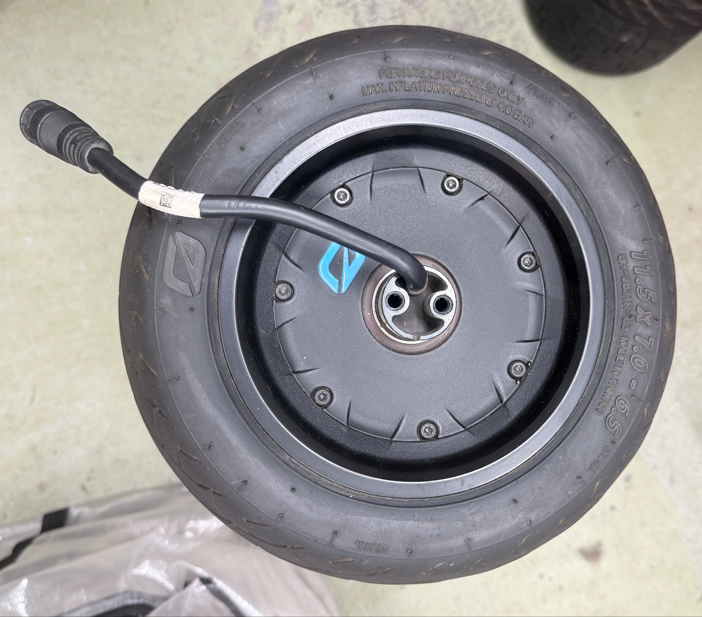 Onewheel GT S-Series Motor w/Performance Treaded Tire 6.5" HUB (USED)